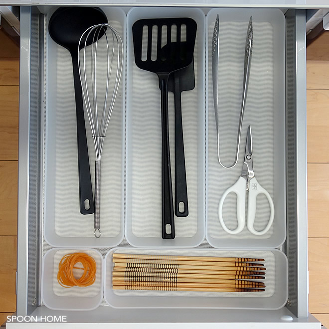 無印良品のポリプロピレン整理ボックスを使用したキッチン収納のブログ画像