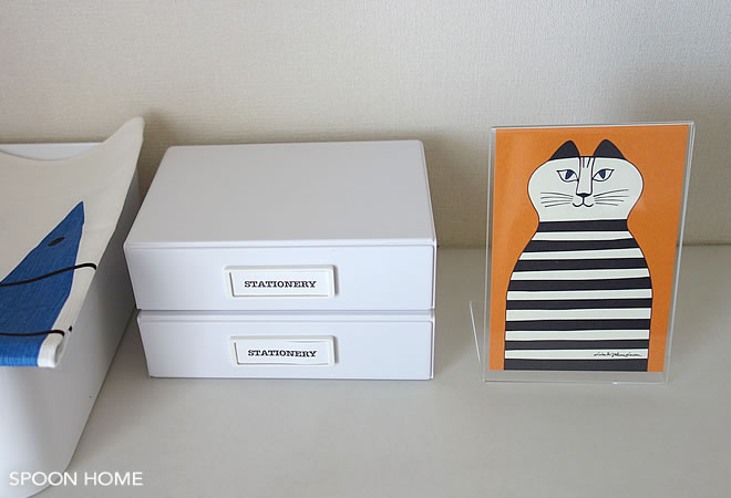 無印良品のフレームでポストカードを飾るブログ画像
