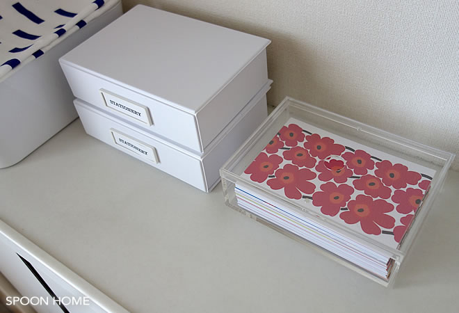 無印良品のフレームでポストカードを飾るブログ画像