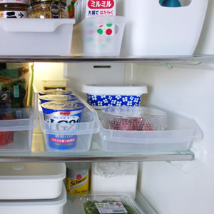 100均セリア ダイソーの冷蔵庫整理グッズがおすすめ 収納実例をブログでレポート