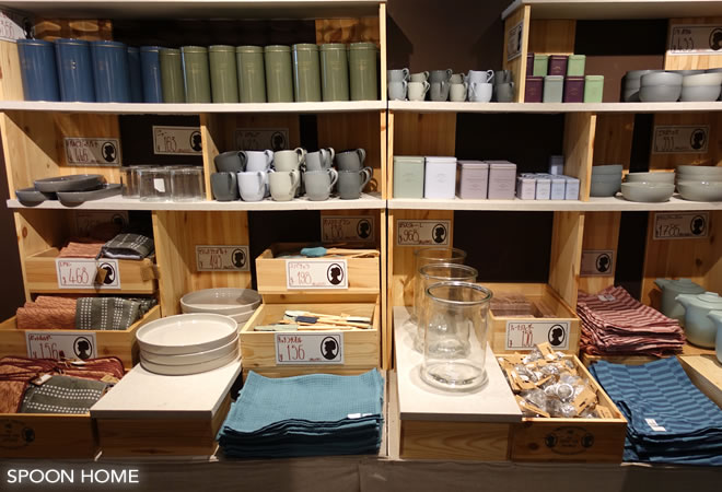 ソストレーネグレーネ表参道店の食器のブログ画像