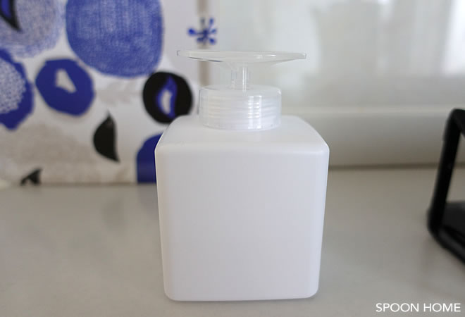 セリアの新商品「ワンプッシュお掃除ボトル」のブログ画像