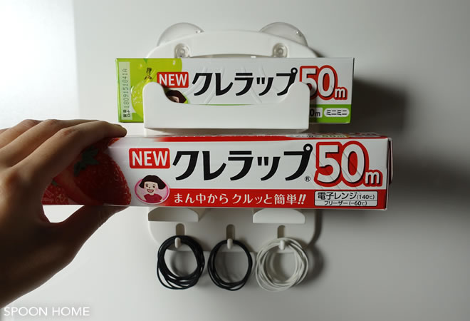 100均ダイソーのグッズでラップを収納アイデア画像