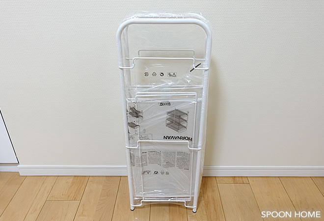 組み立て前のIKEA・HORNAVANバスルームワゴンの画像