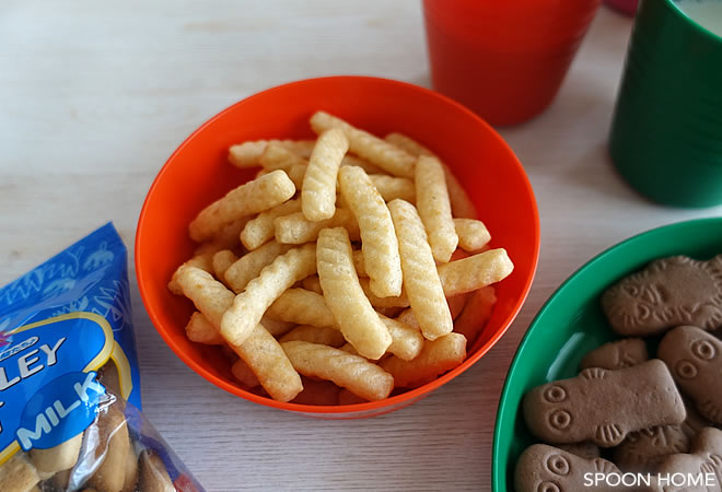 イケアのプラスチック食器KALASの新色マルチカラーのブログ画像