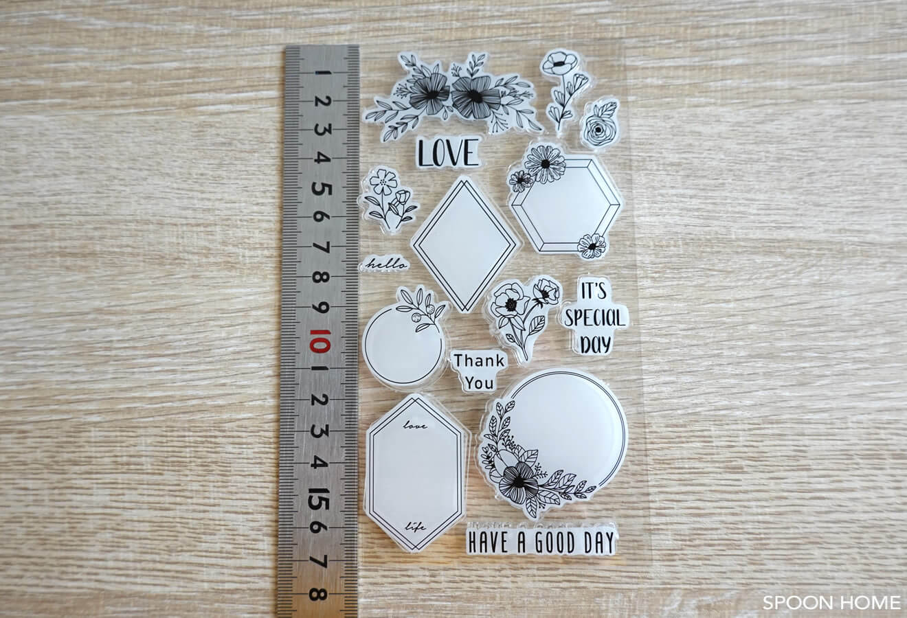 100円ショップ・ダイソーのスタンプステッカーのサイズ