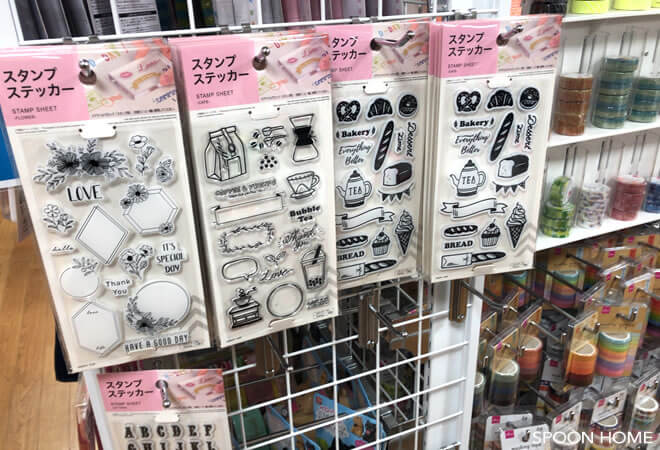 100円ショップ・ダイソーのクリアスタンプの売り場