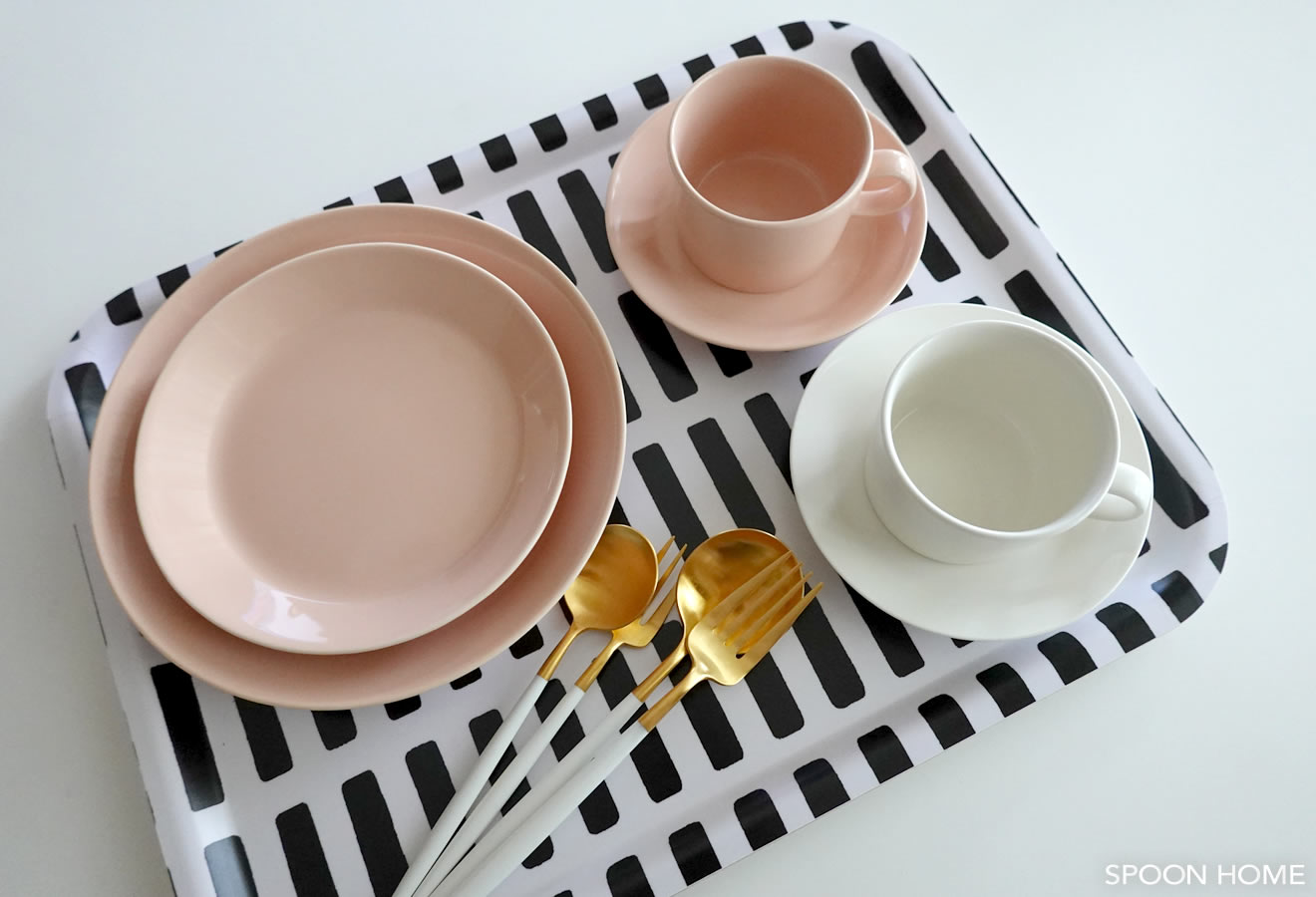 イッタラのティーマ・ピンク色食器「ティーマ」のブログ画像