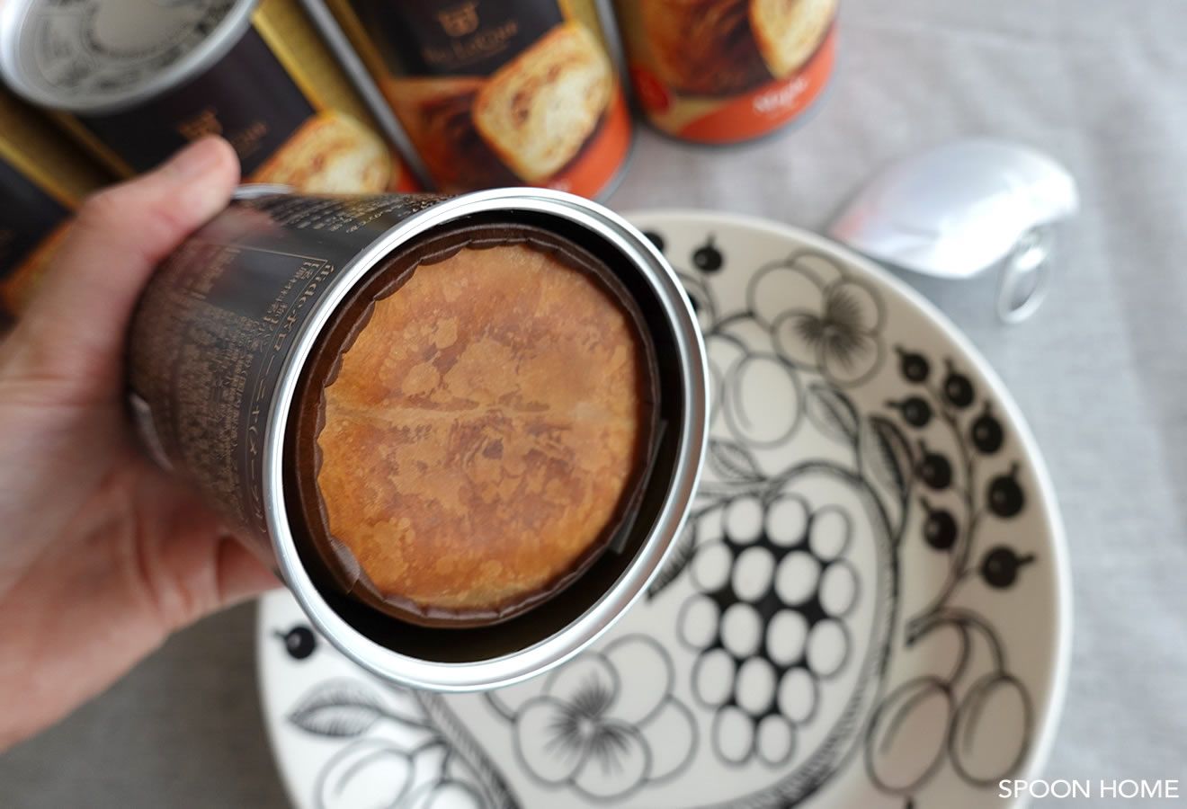 おいしいパンの保存食・ボローニャ缶と尾西のブログ画像