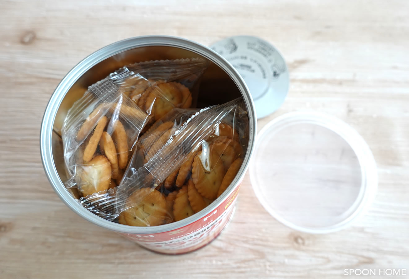 おいしいお菓子・クッキーの保存食「あたり前田のクラッカー 保存缶」のブログ画像