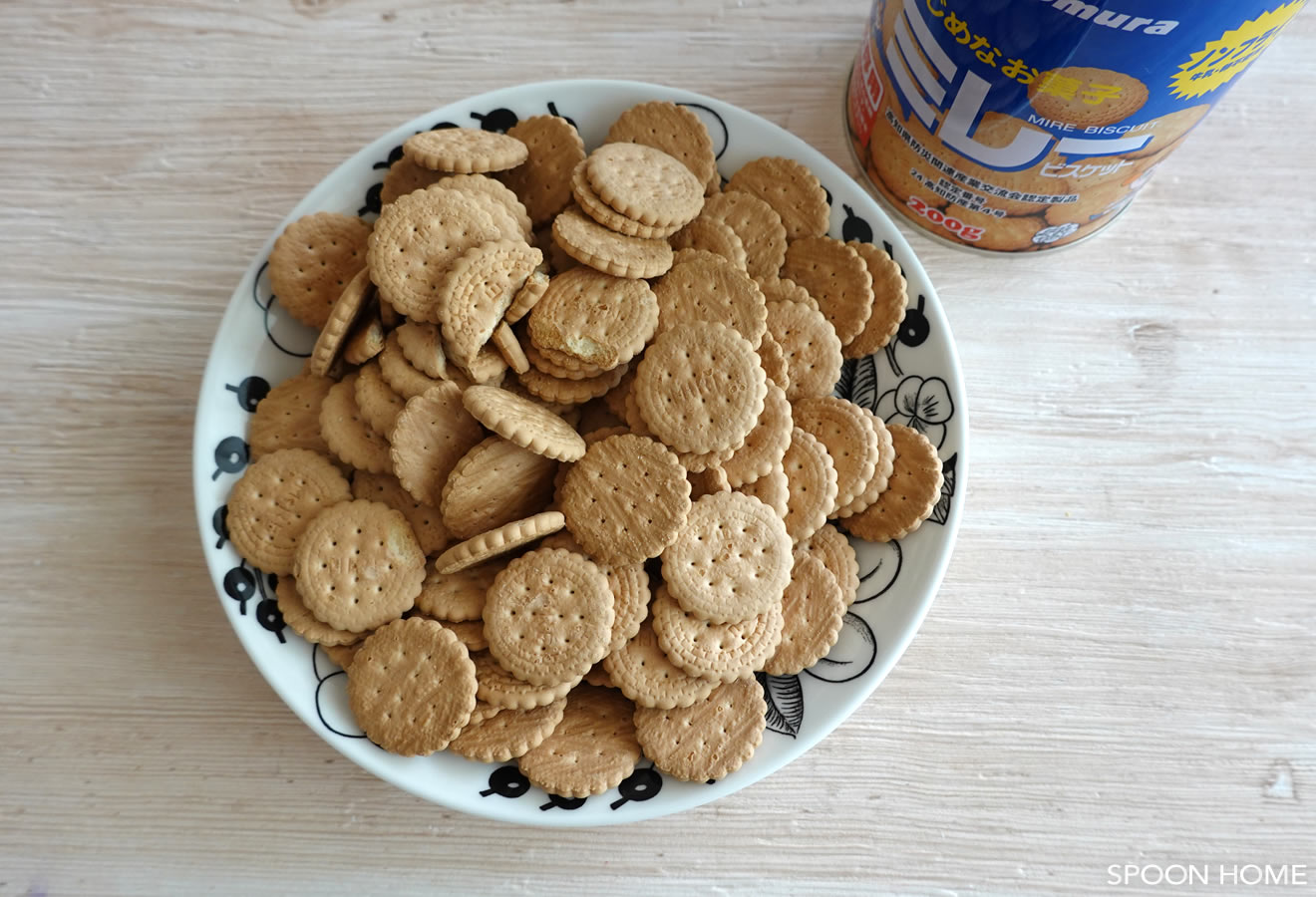 おいしいお菓子・クッキーの保存食「ミレービスケット 保存缶」のブログ画像