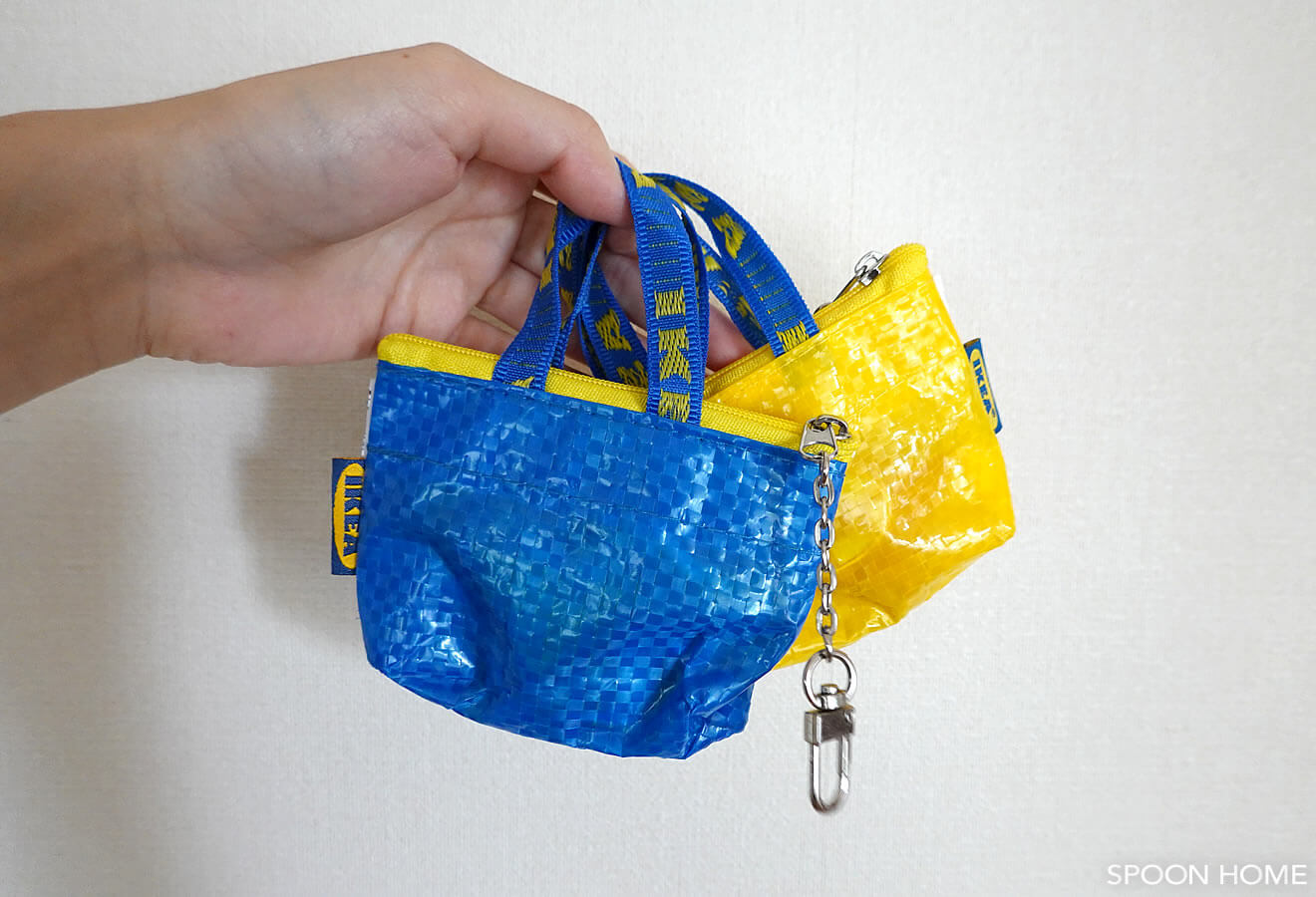 IKEAの青色・黄色のミニバッグ「クノーリグバッグS」ブログ画像