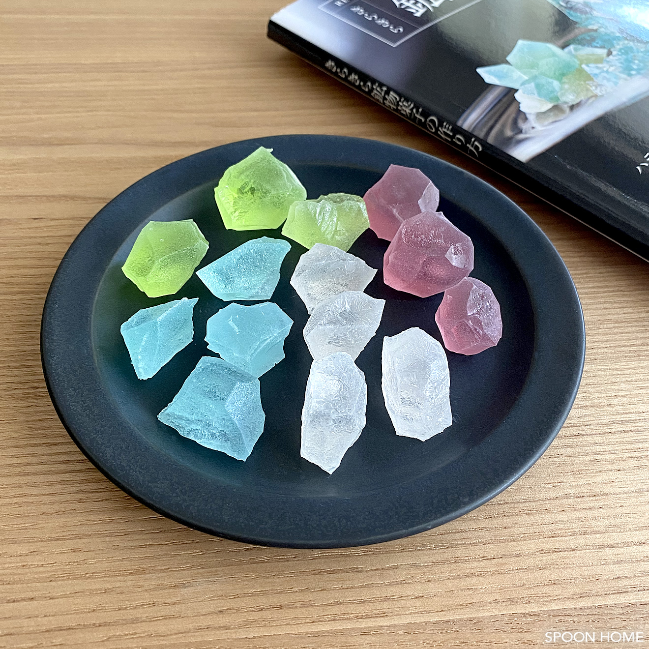 鉱物菓子・琥珀糖作りの画像