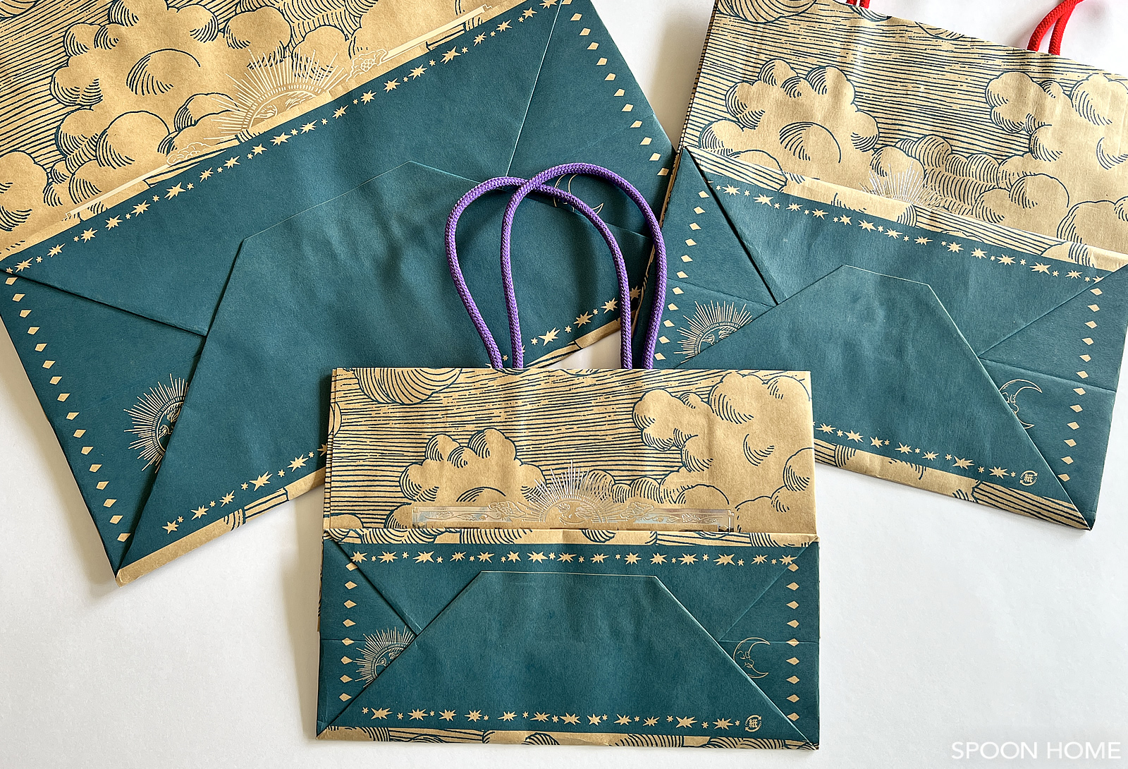 ジブリパークのお土産グッズ購入品・大倉庫ショップの画像