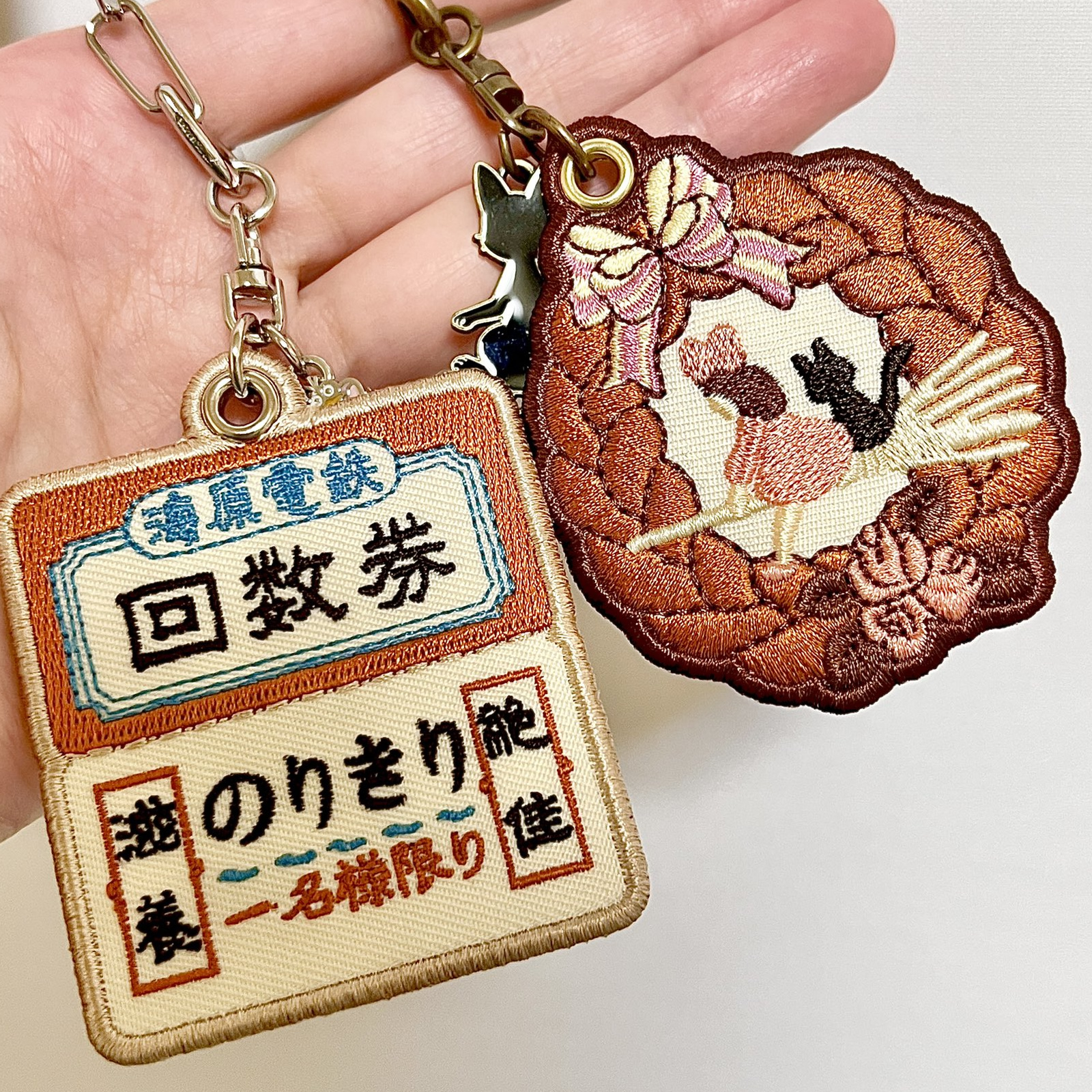 ジブリパークのお土産グッズ購入品・大倉庫ショップの画像