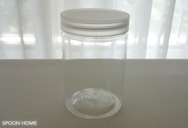 セリアの人気商品「PETシンプルボトルL」のブログ画像